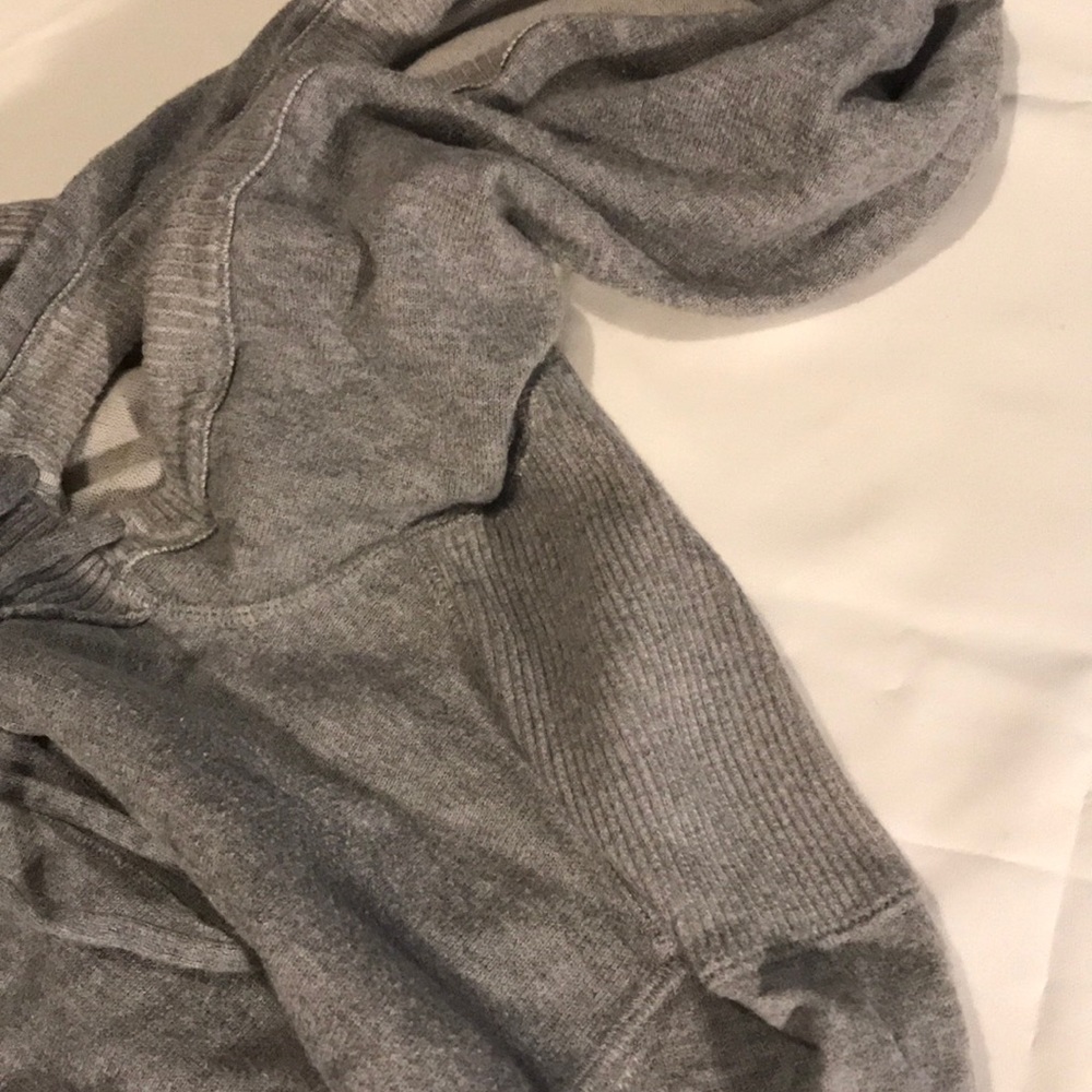 Banana Republic, lightweight hooded sweatshirt - Picture 6 of 7